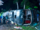 TANG THƯƠNG :Xe buýt chở học sinh tốt nghiệp gặp nạn, 11 người tử vong